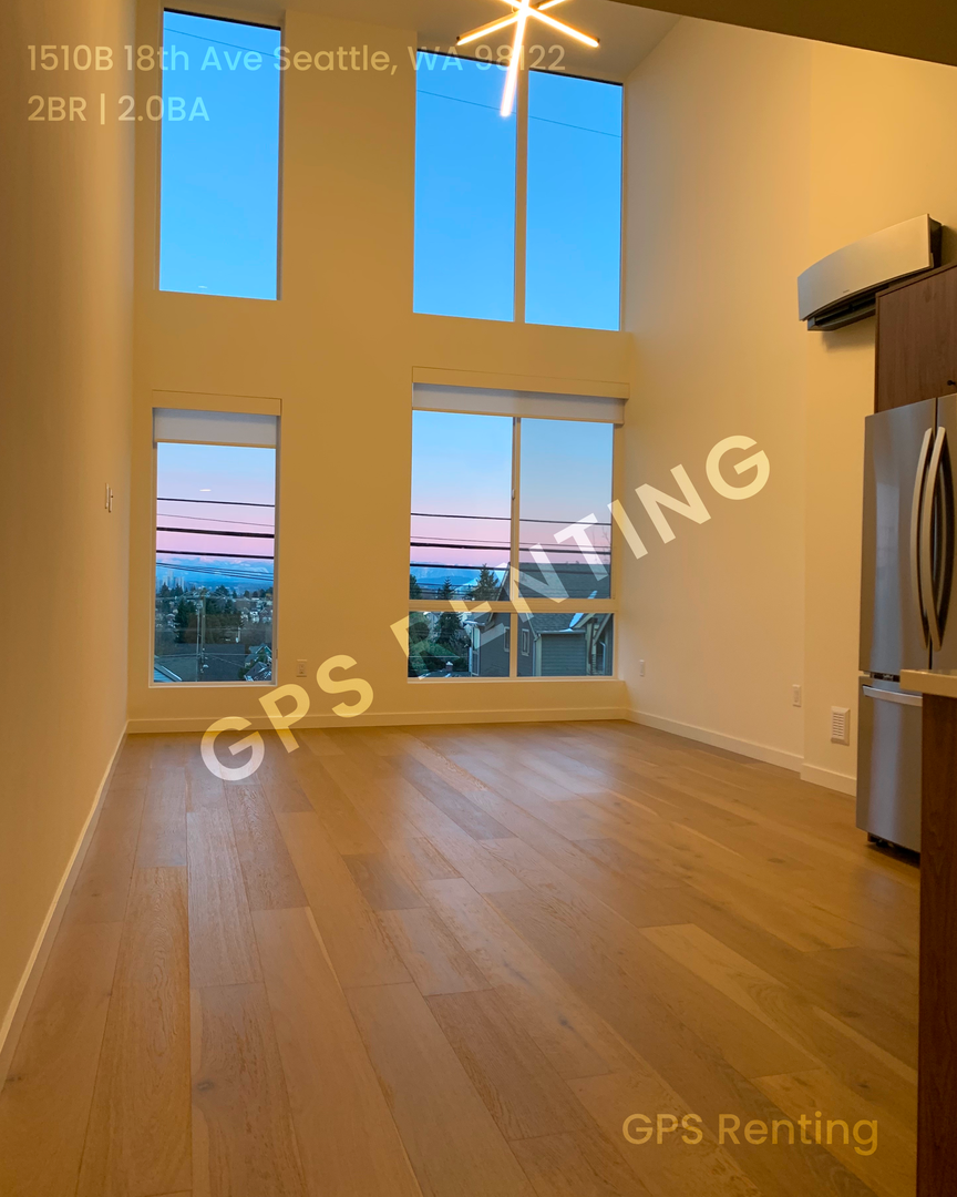 Seattle Townhome: 1510B 18th Ave