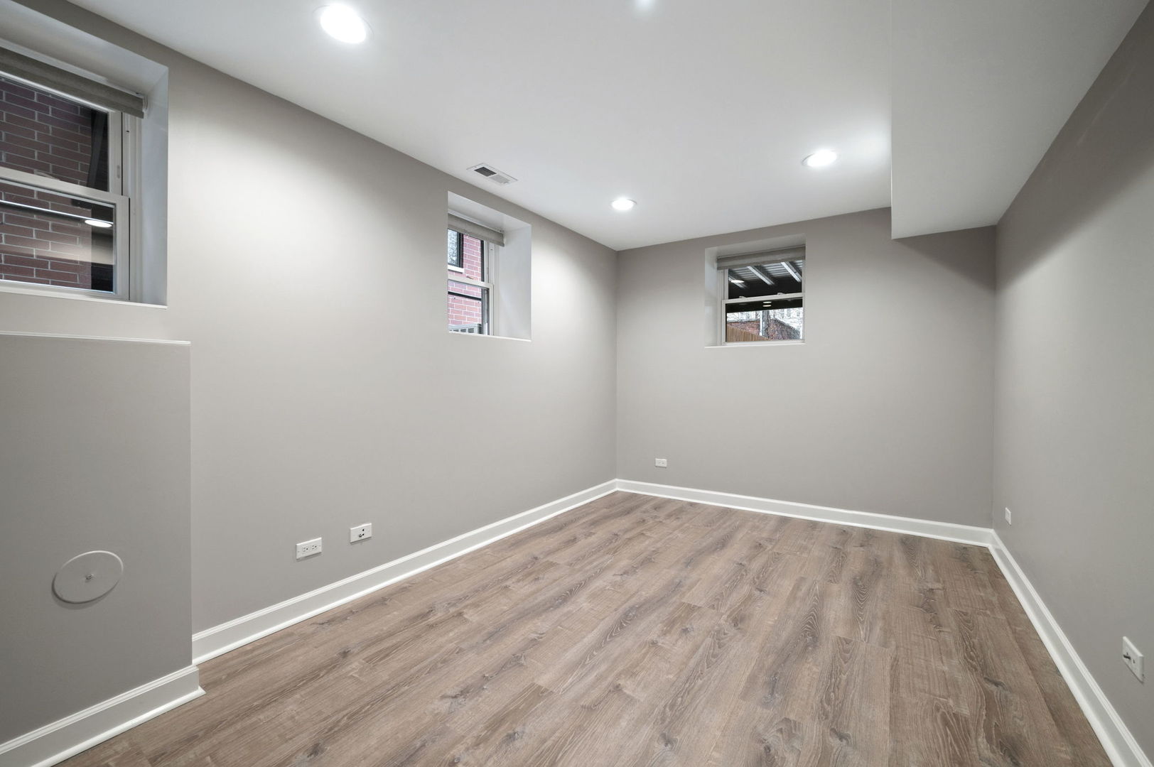 Chicago Condo: 1252 West Carmen Avenue