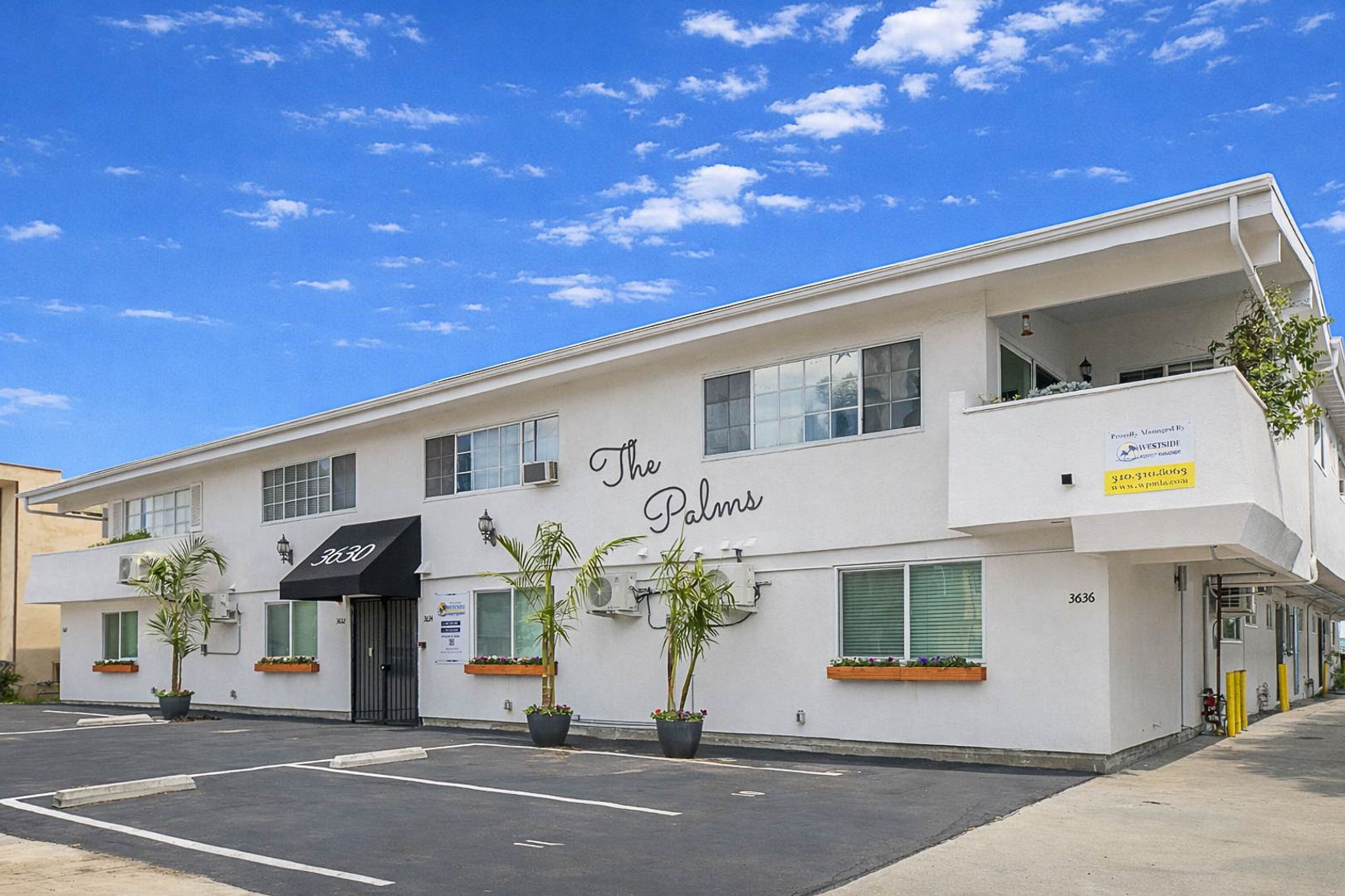 Los Angeles Condo: 3630 Midvale Ave