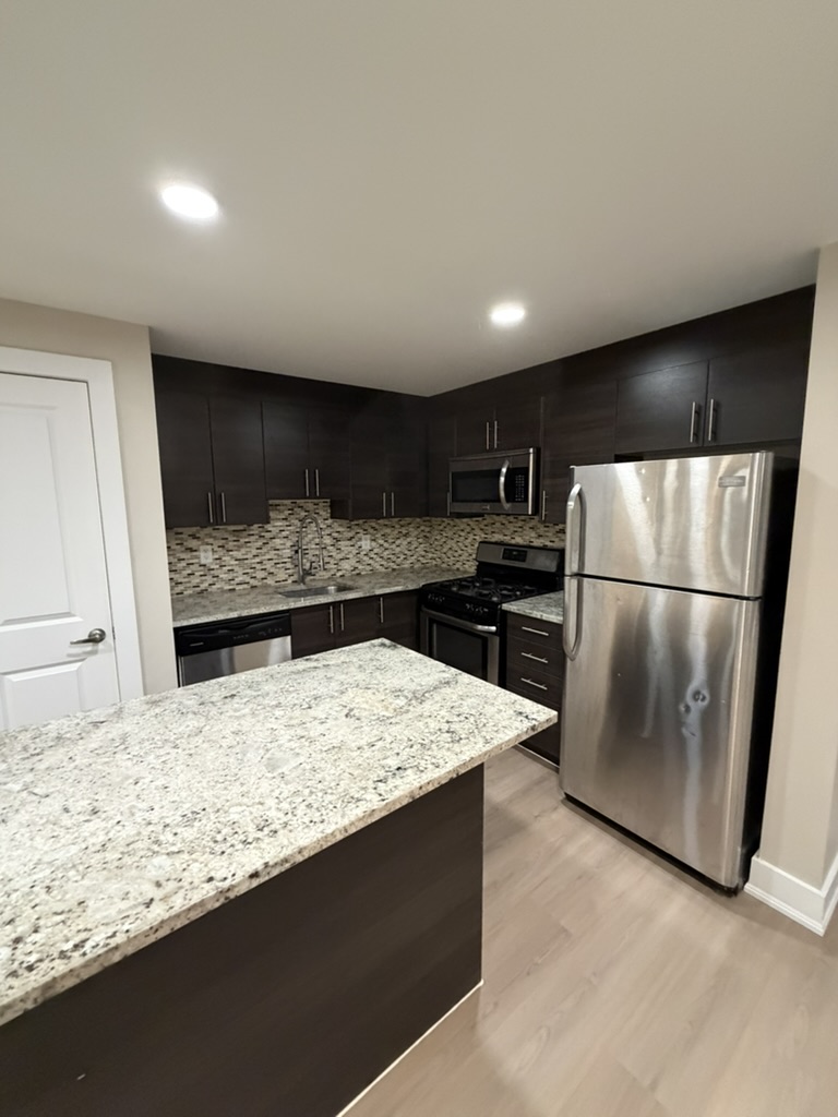 Ottawa Condo: 460 Nelson St
