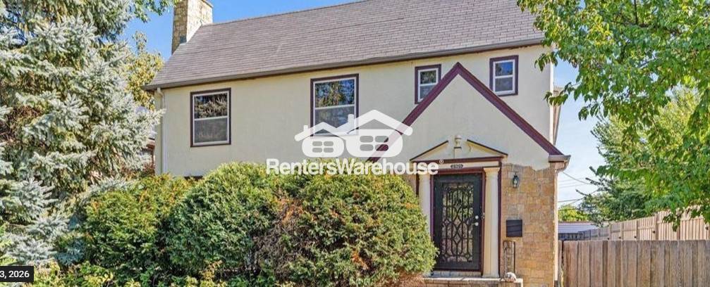 Minneapolis Townhome: 2925 Sunset Blvd