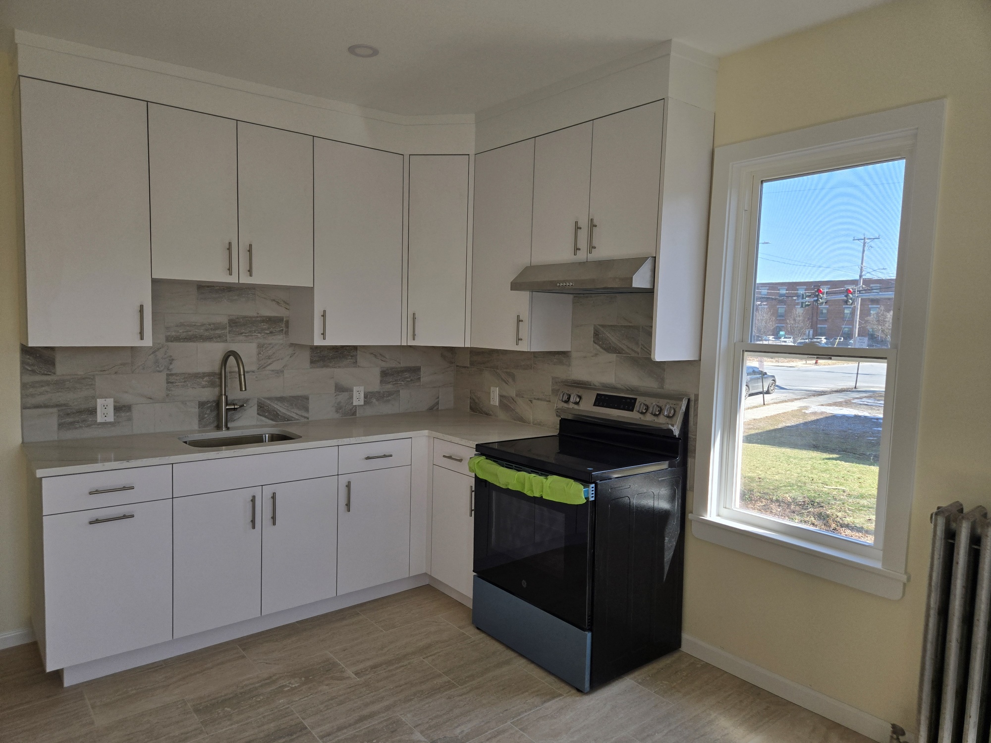 Poughkeepsie Condo: 29 Cottage St.