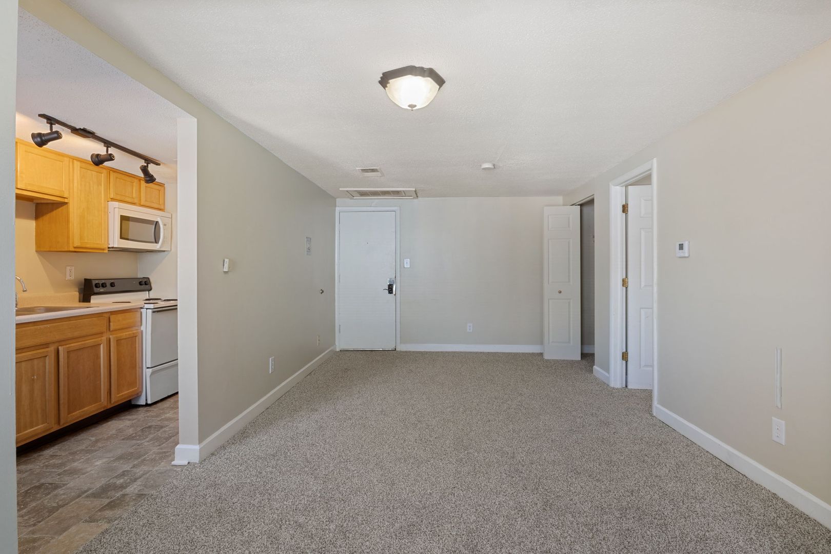 Indianapolis Condo: 3609 Balsam Ave