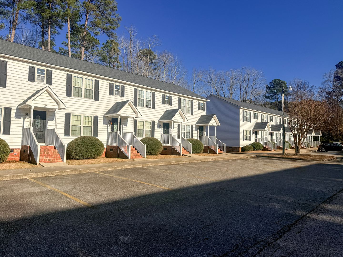 Smithfield Condo: 111 Henley Pl