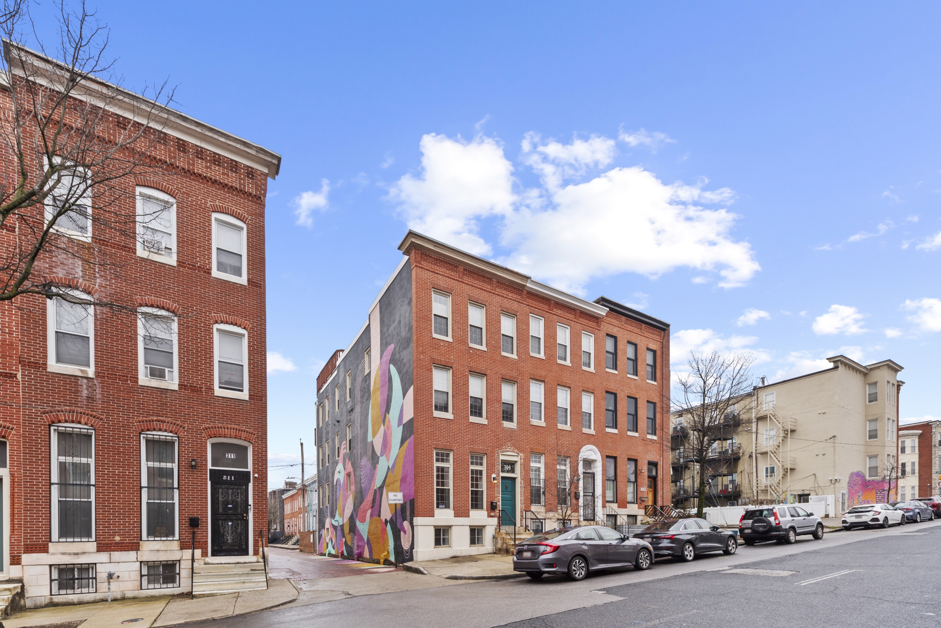 Baltimore House: 309 E Lafayette Ave