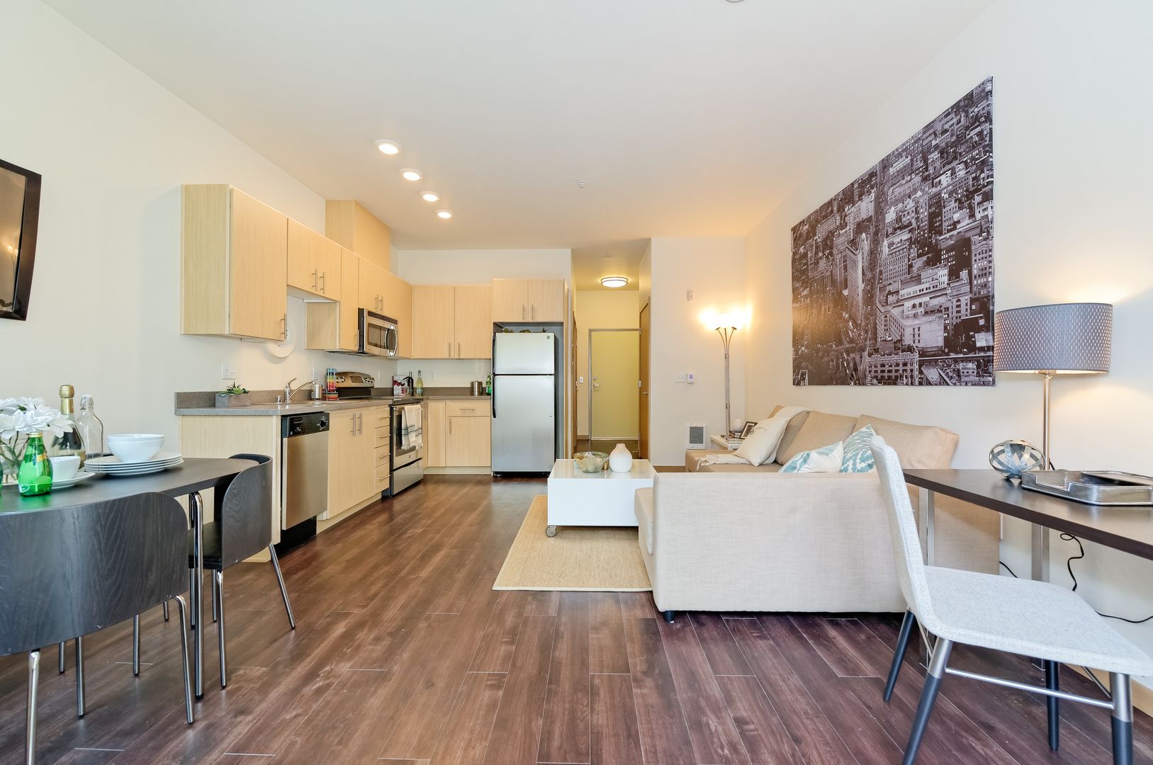 Seattle Apartment: 500 Belmont Ave E