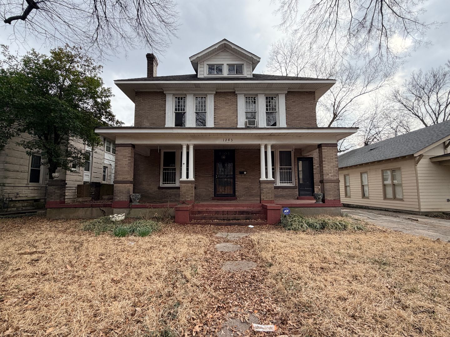 Memphis House: 1283 Harbert Avenue