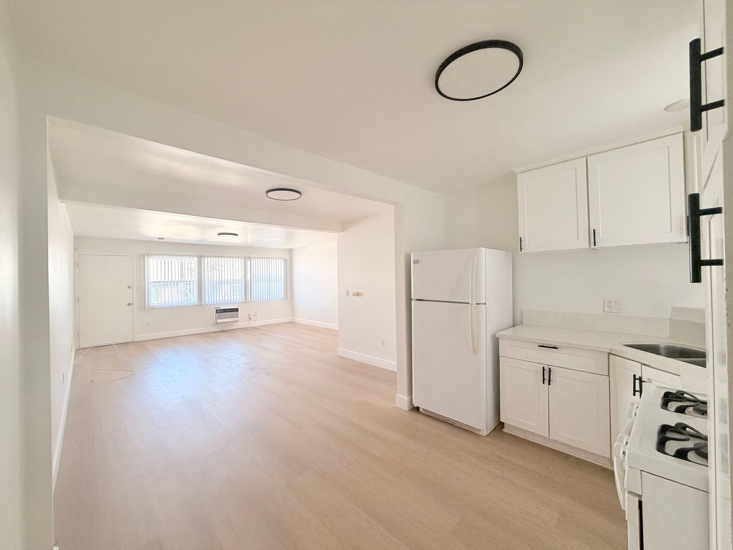 Los Angeles Condo: 4173 Somerset Drive