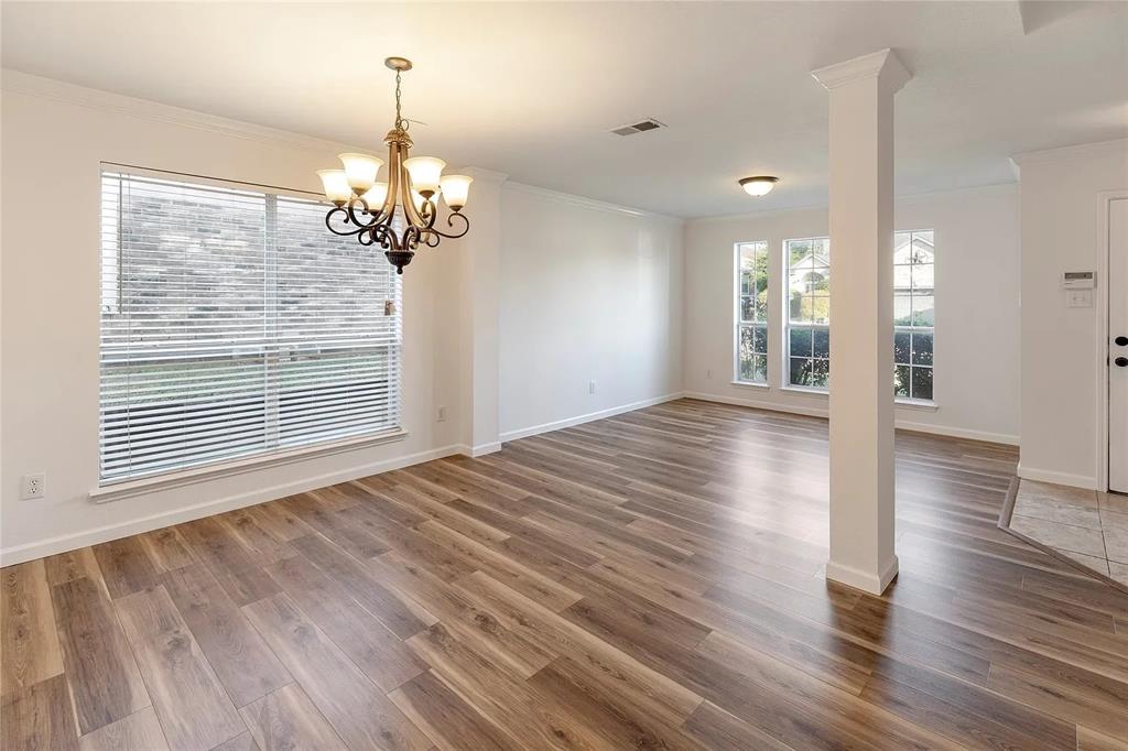 Saginaw Condo: 813 Silverbrook Drive