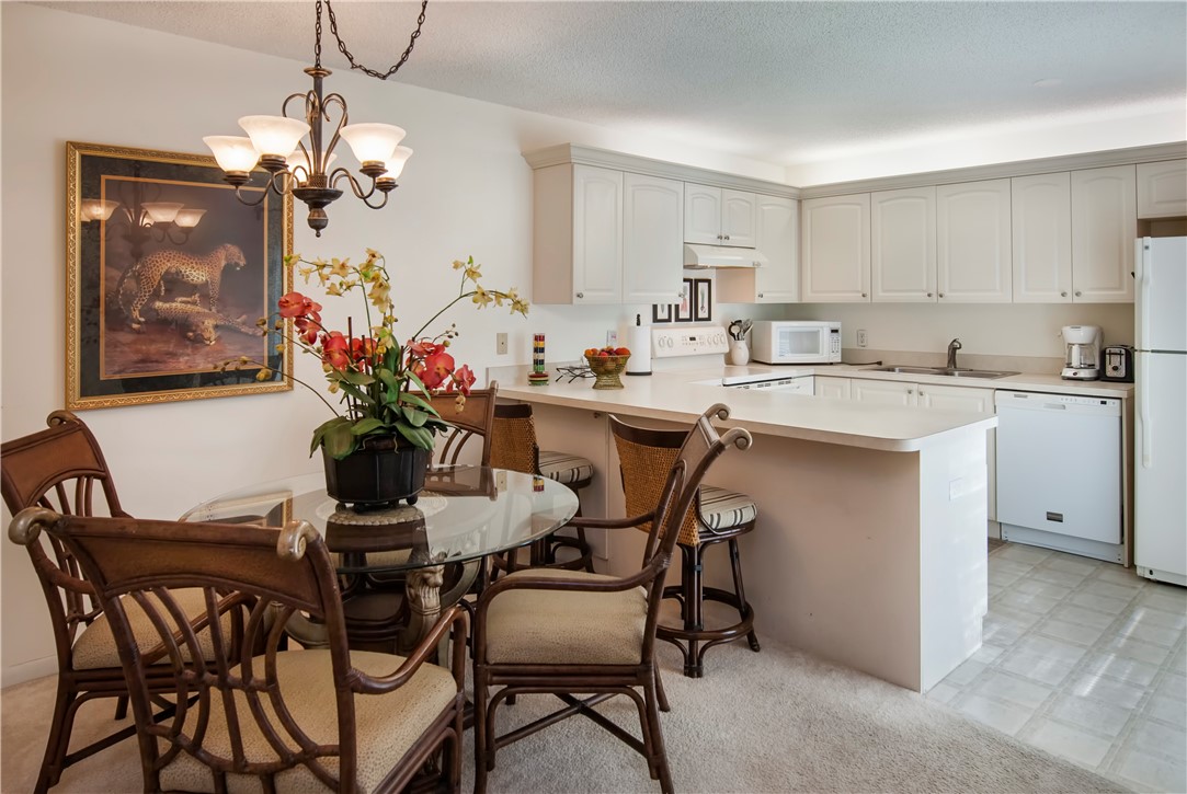 Vero Beach Condo: 400 East Waverly Place