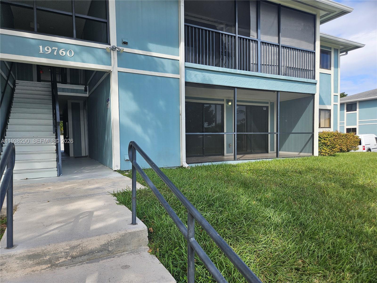 Cutler Bay Condo: 19760 Southwest 103rd Court