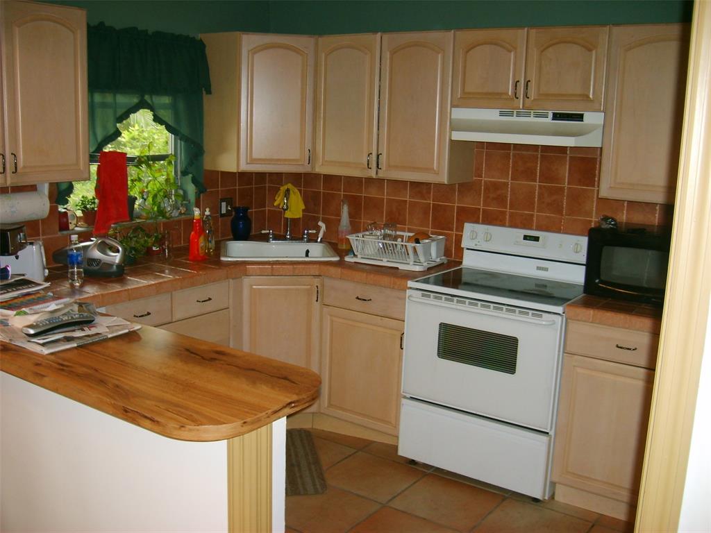 West Palm Beach Condo: 4703 Cherry Road