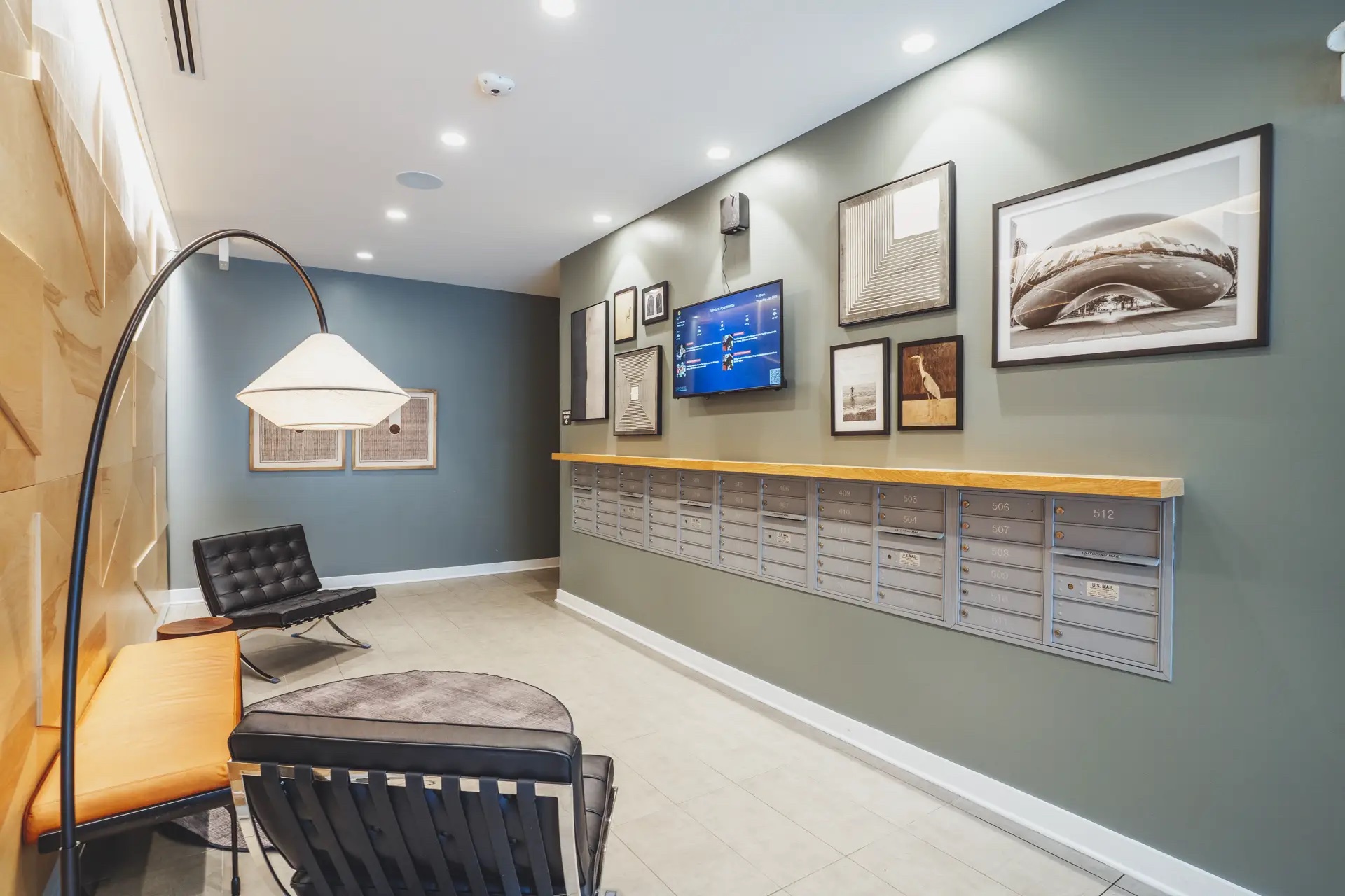 Chicago Condo: 830 North Milwaukee