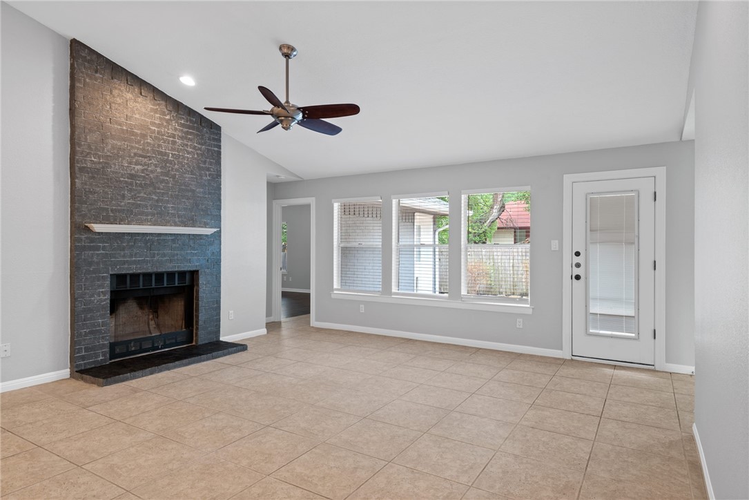 Cedar Park Condo: 1904 Dayflower Trace