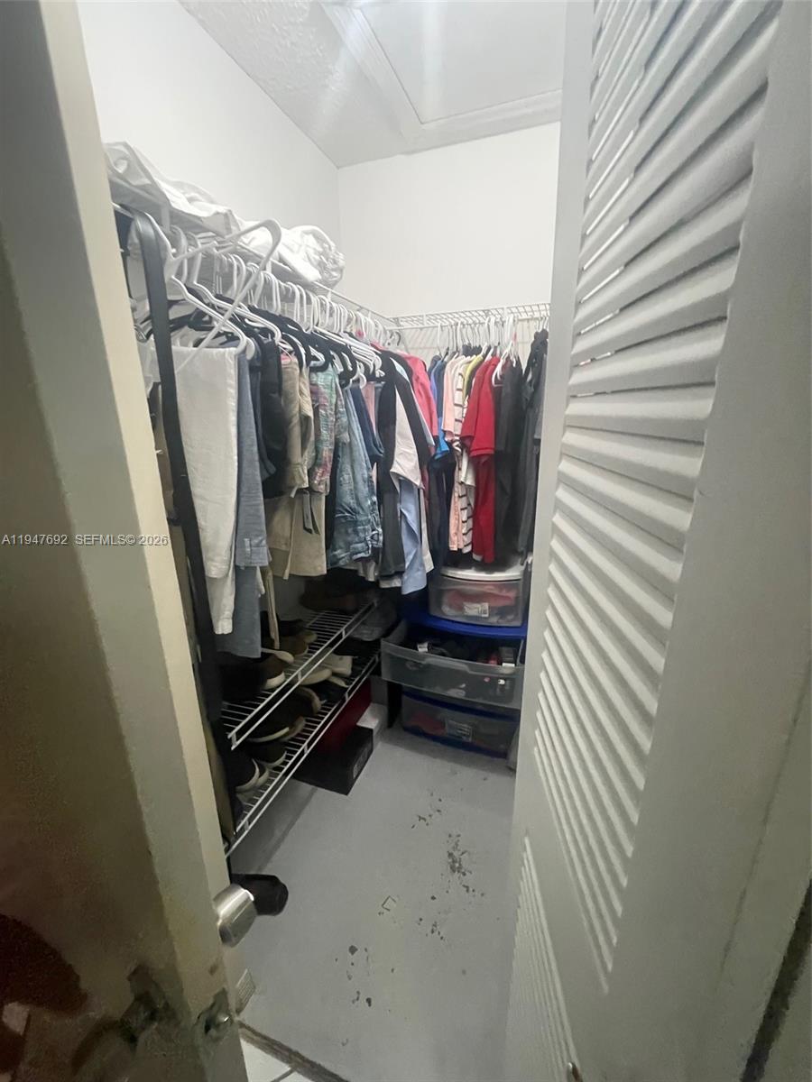 Hialeah Gardens Condo: 11458 Northwest 91st Court