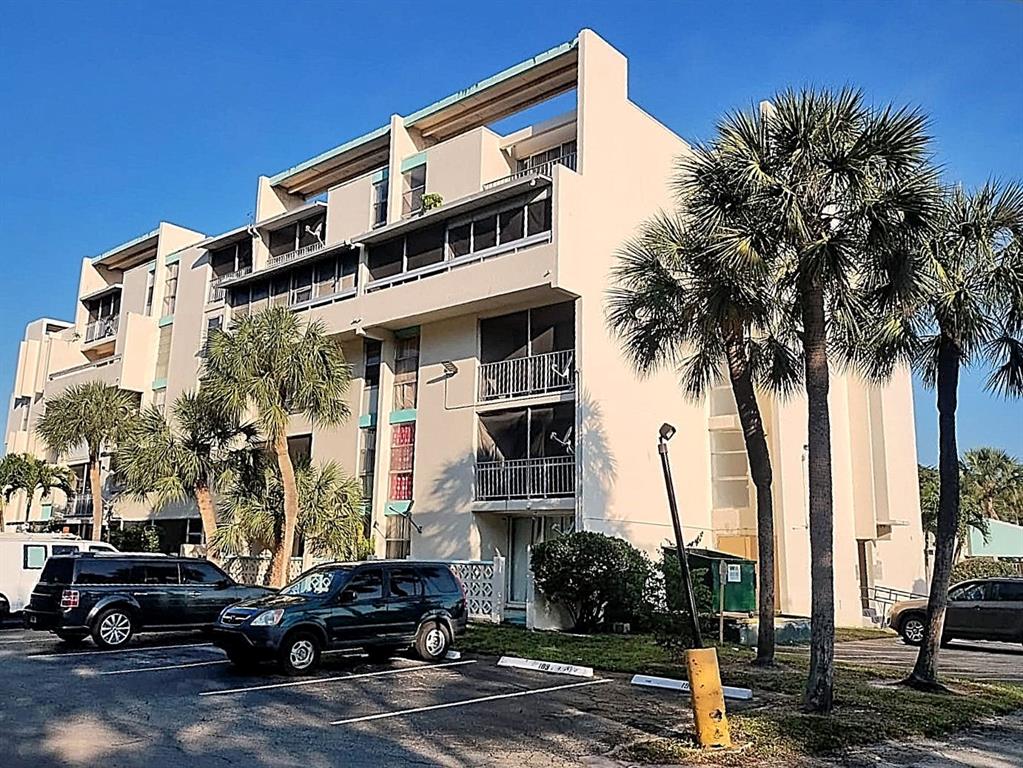 Lauderhill Condo: 2017 Northwest 46th Avenue