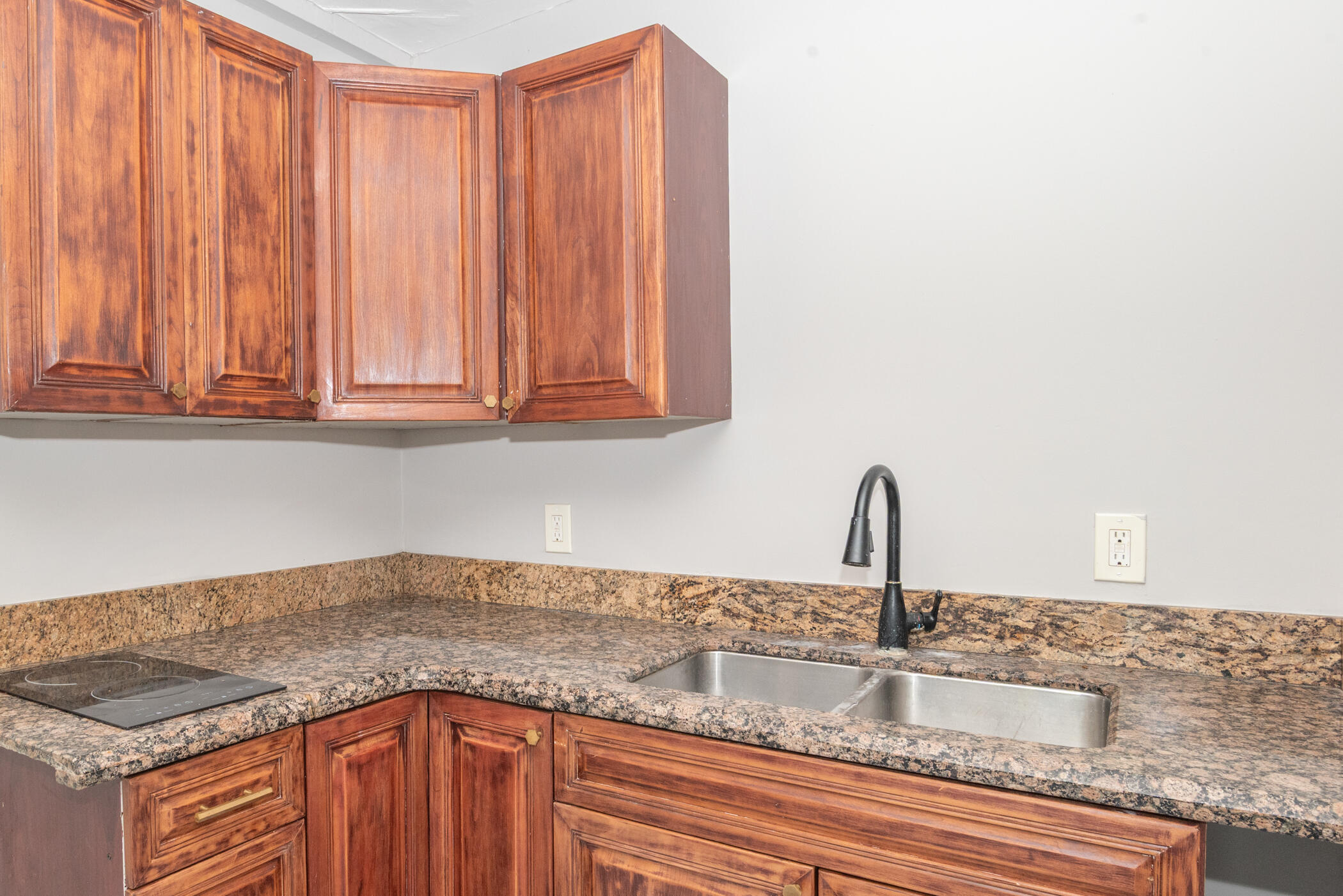 West Palm Beach Condo: 438 Roseland Drive