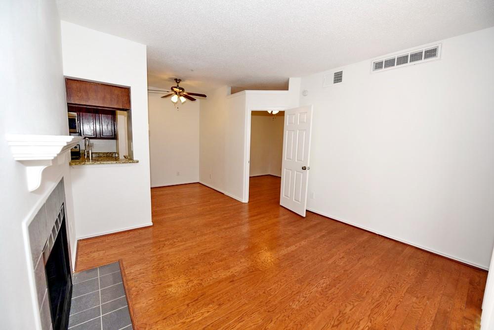 Dallas Condo: 3701 Cedarplaza Lane