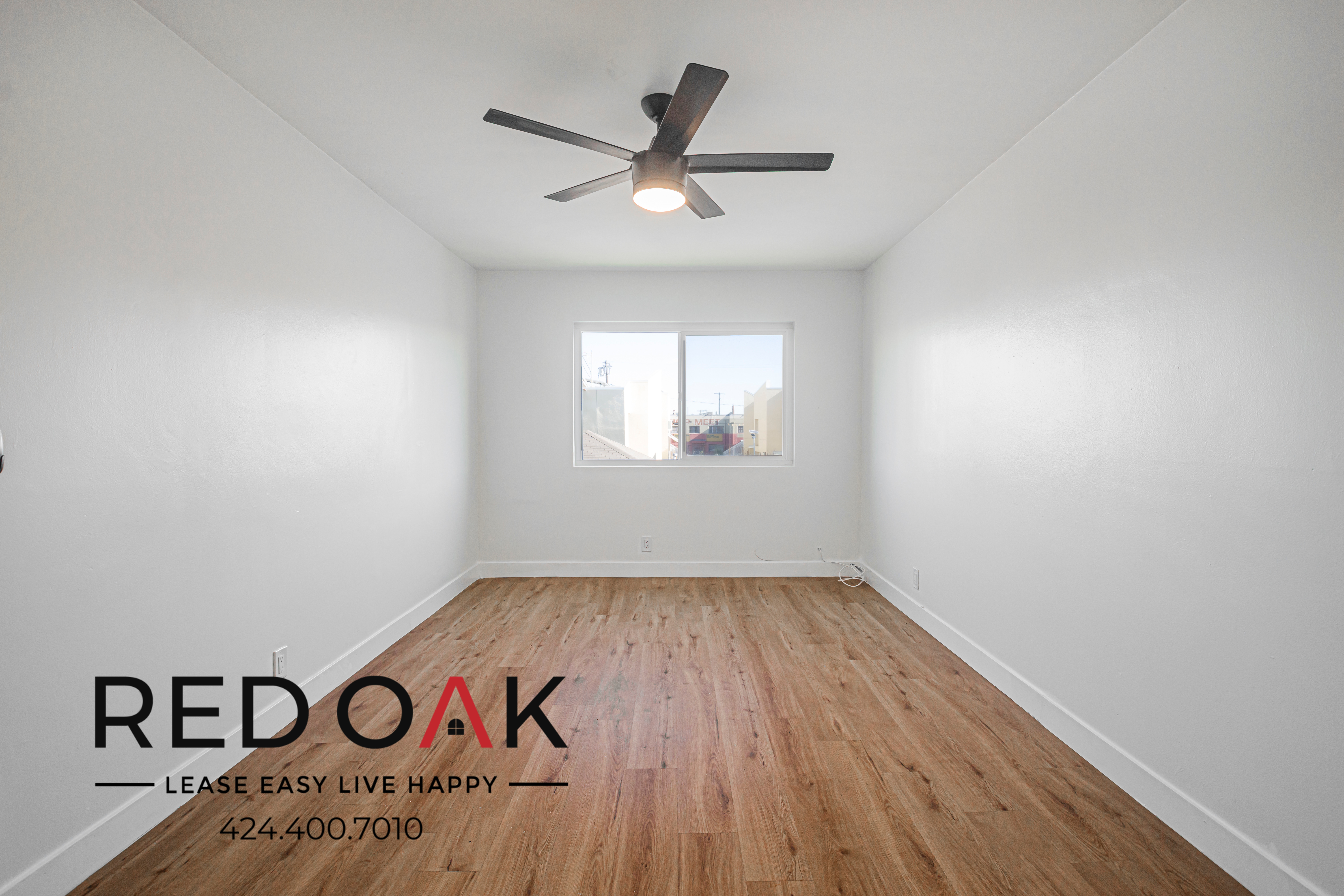 Los Angeles Condo: 340 W 87th St