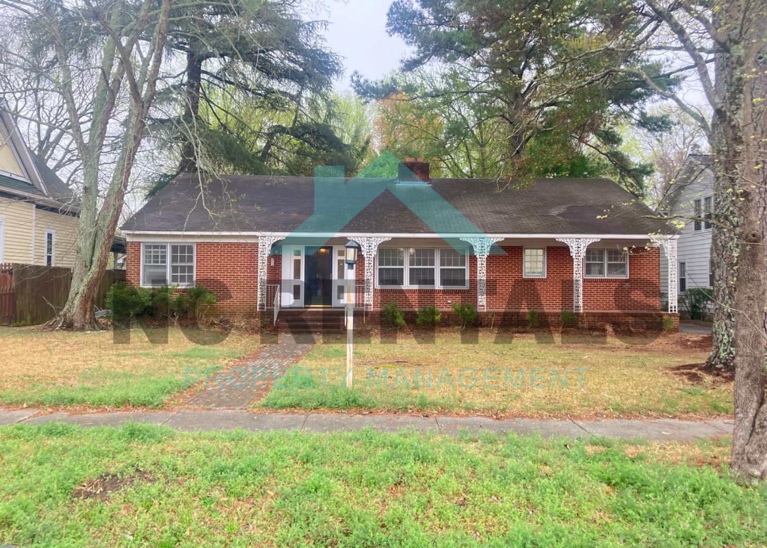 Smithfield House: 414 N 3rd St