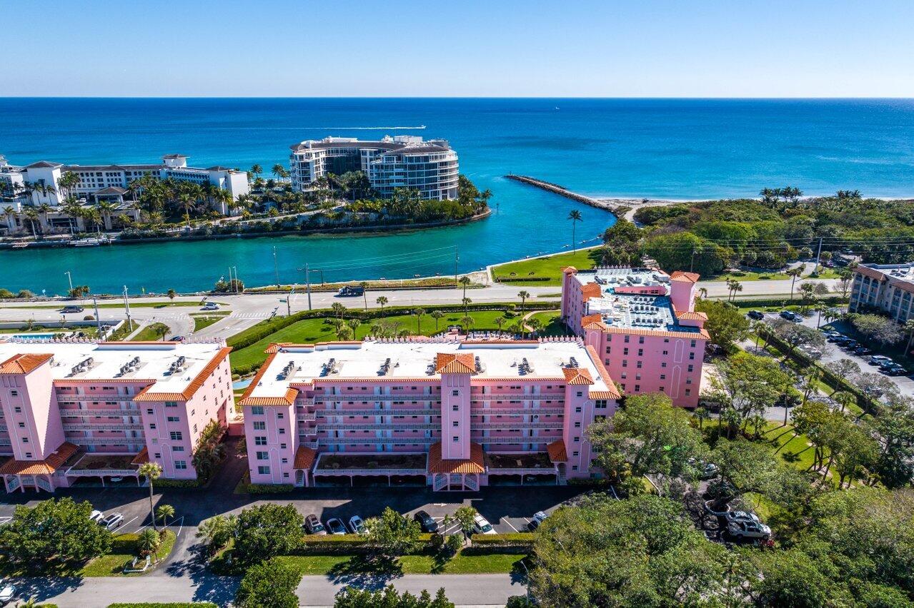 Boca Raton Condo: 1040 Banyan Road