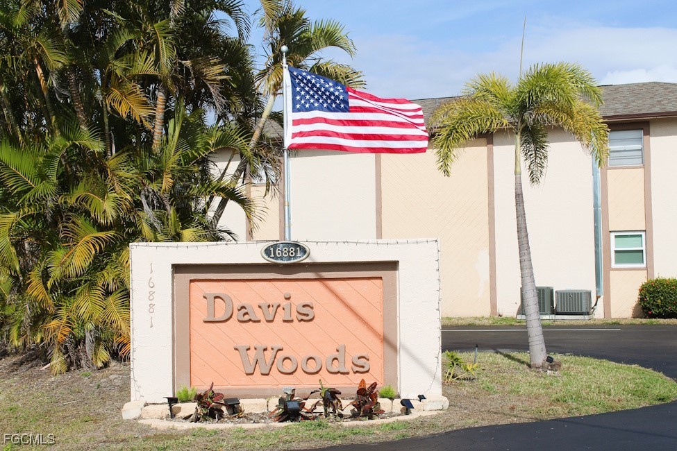 Fort Myers Condo: 16881 Davis Road
