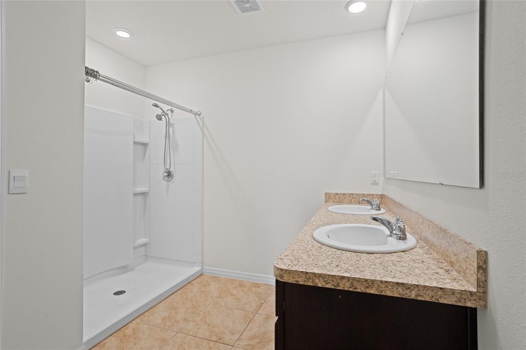 Tavares Condo: 2143 Kalin Way