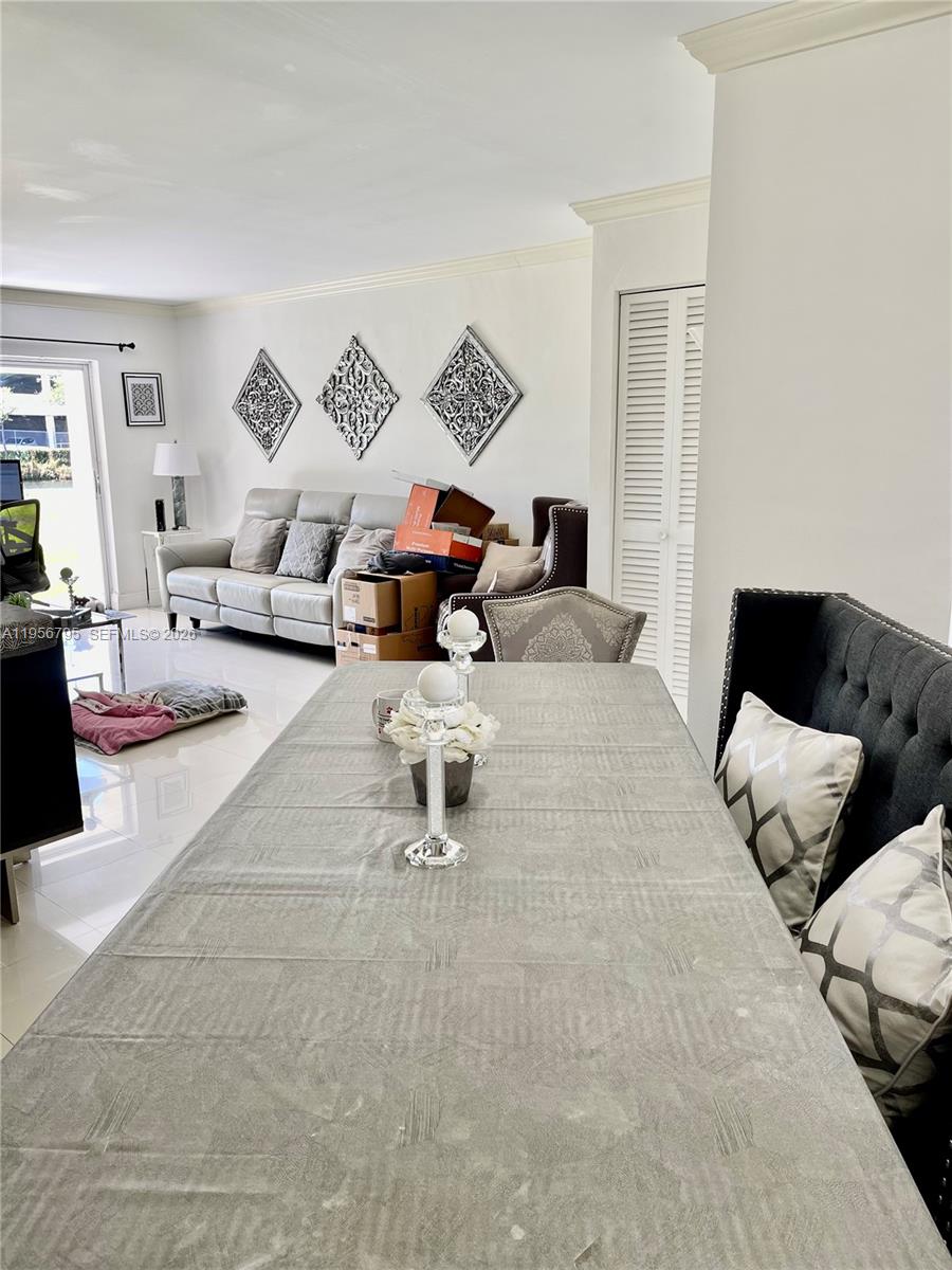 Miami Condo: 7328 Southwest 82nd Street