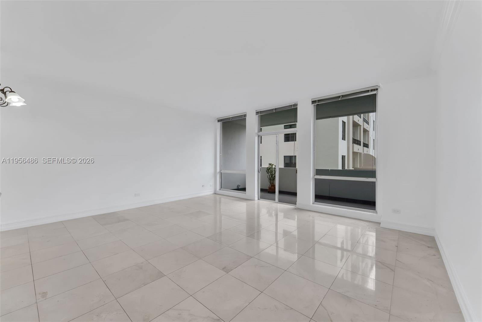 Coral Gables Condo: 700 Biltmore Way