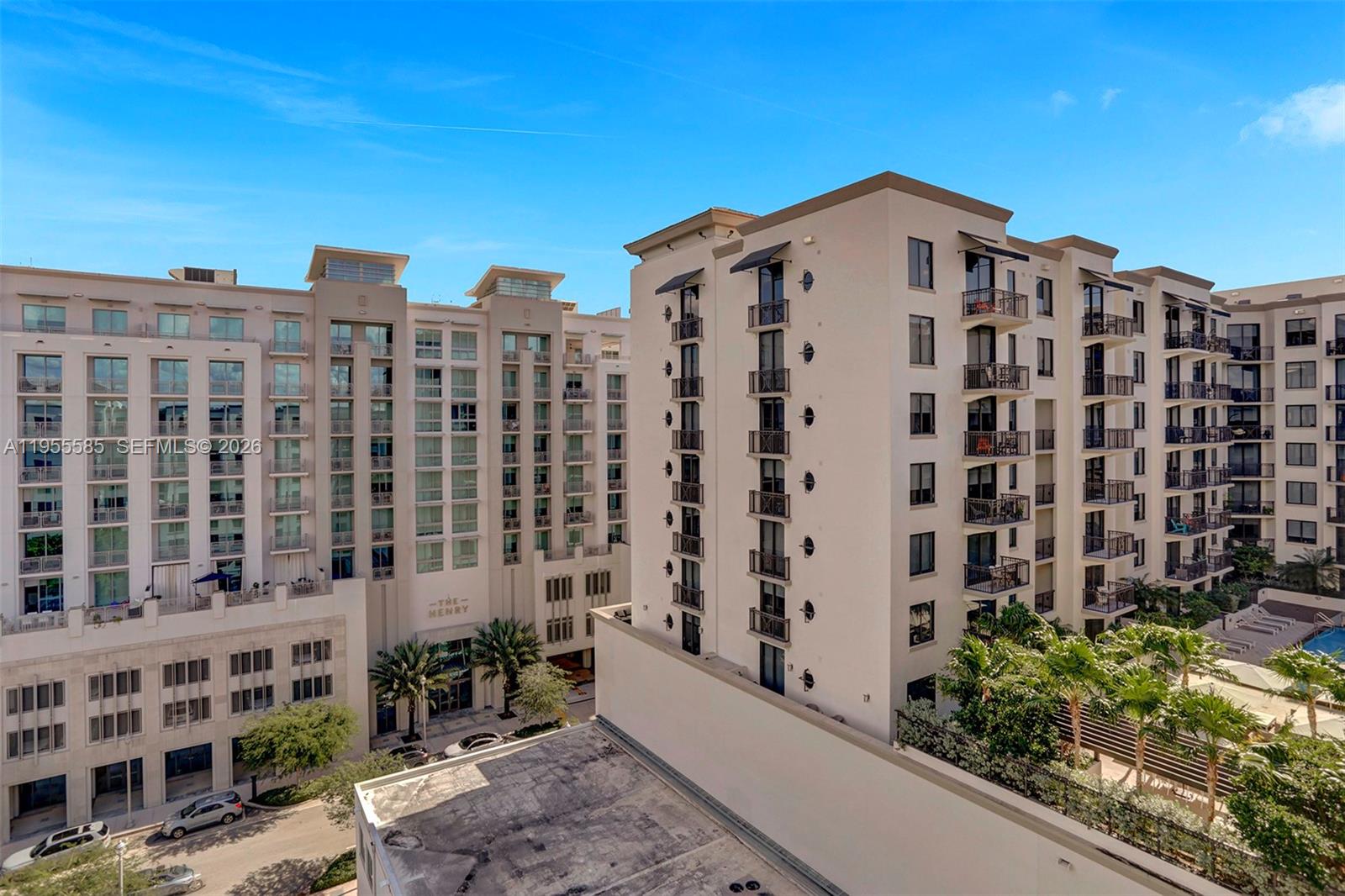 Coral Gables Condo: 301 Altara Avenue
