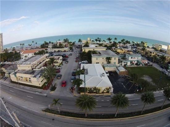 Hollywood Condo: 330 Coolidge Street