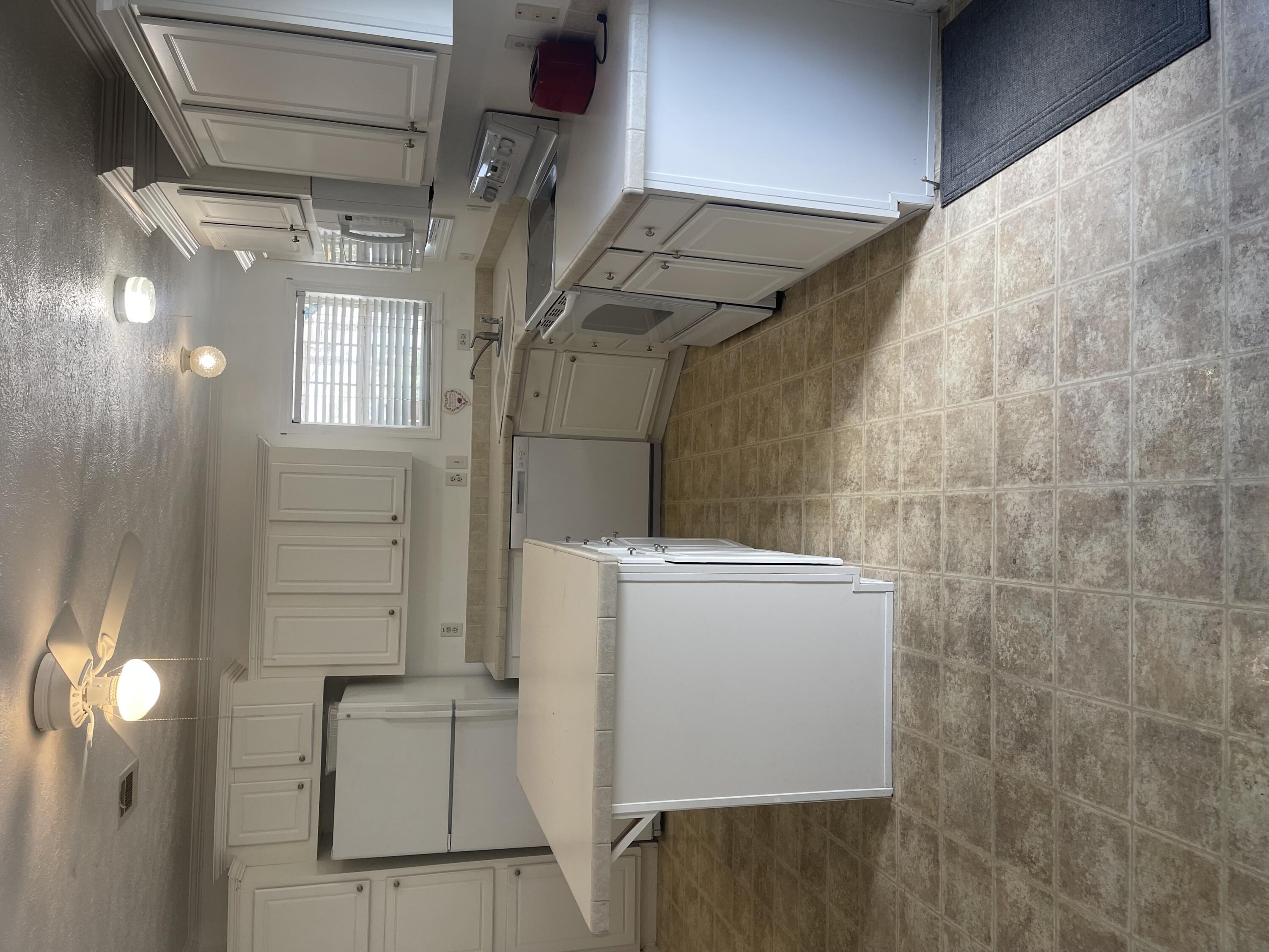 Riviera Beach Condo: 7060 42nd Way North