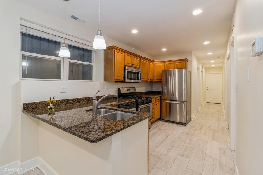 Chicago Condo: 1535 North Campbell