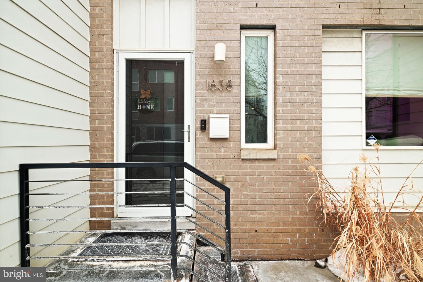 Philadelphia Townhome: 1638 N 5th St