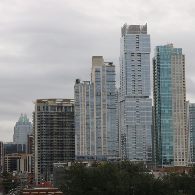 Austin Condo: 1300 W 5th St