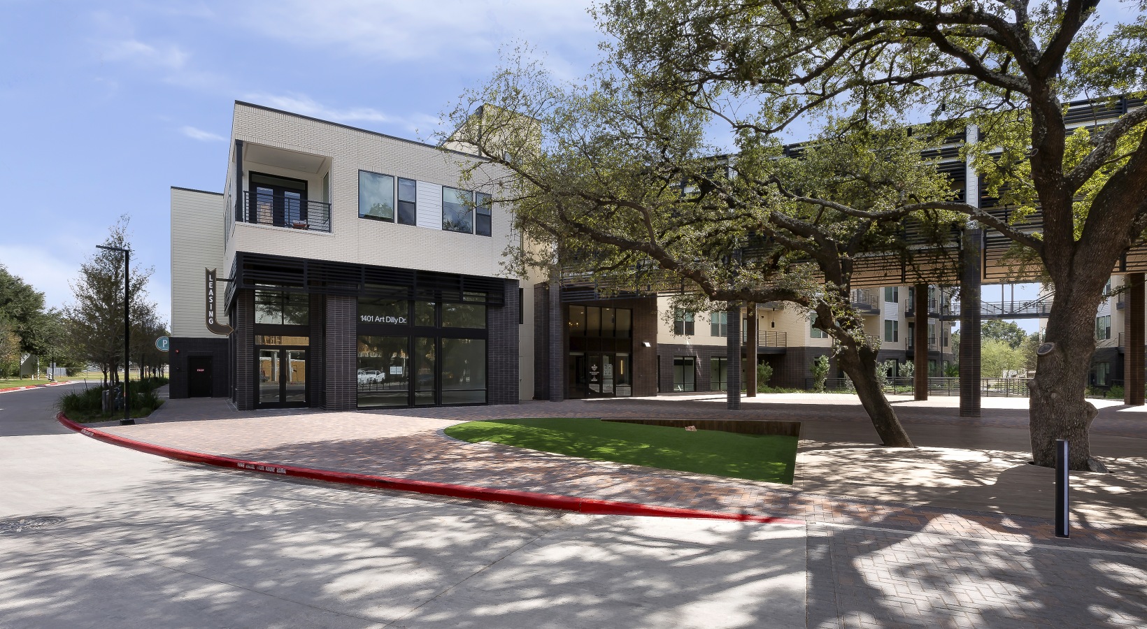 Austin Condo: 30 Comal St