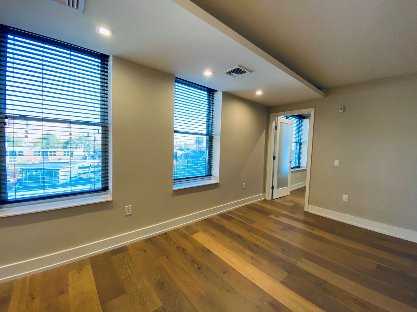 Philadelphia Apartment: 1222 Locust St