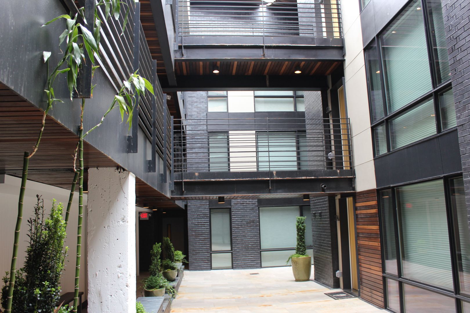 Philadelphia Apartment: 1210 Chestnut St