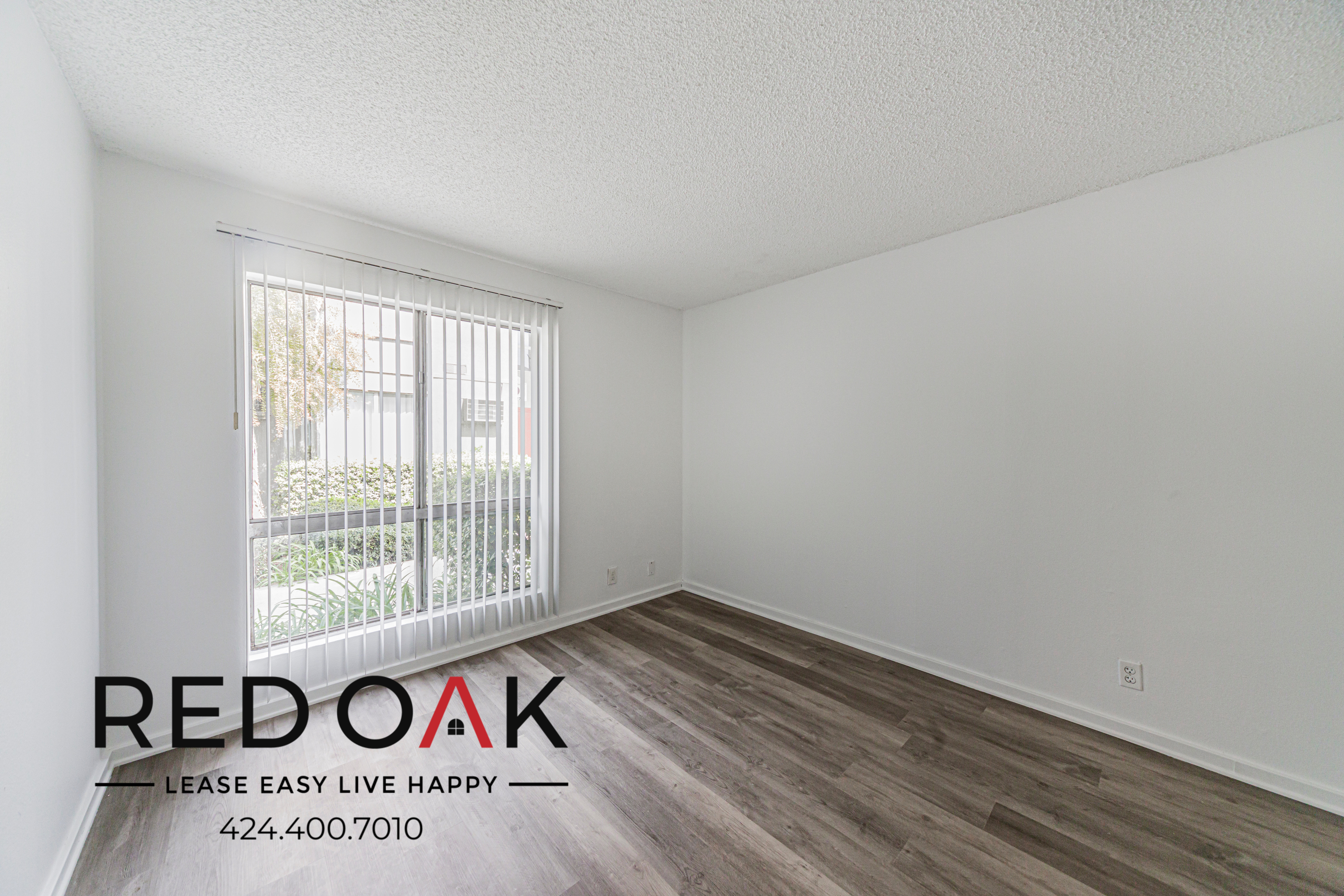 Canoga Park Condo: 21315 Roscoe Blvd