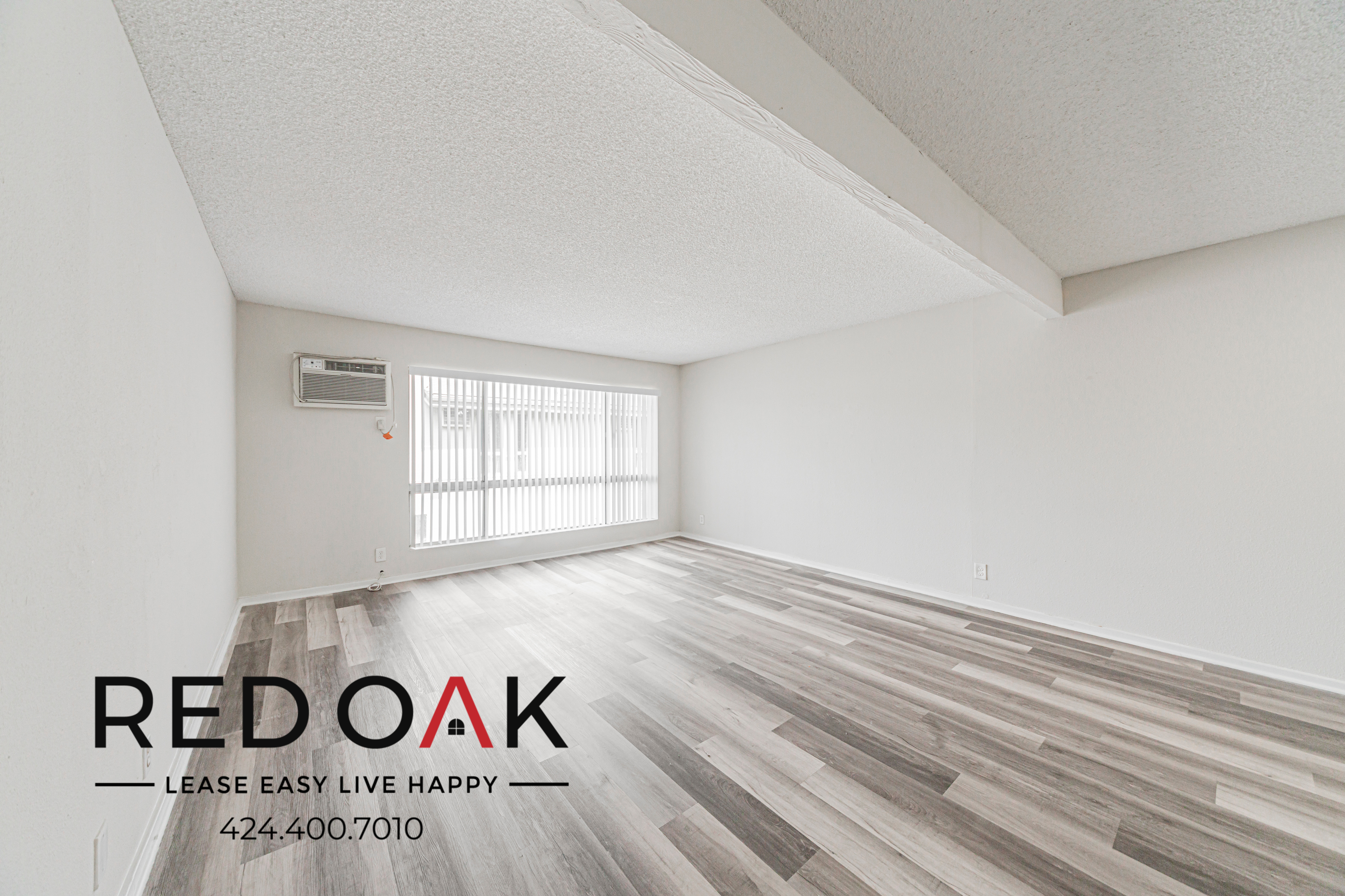 Canoga Park Condo: 21315 Roscoe Blvd