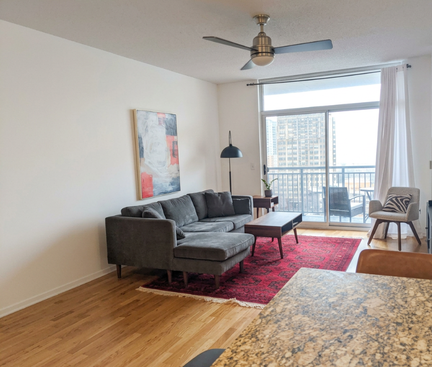 Chicago Condo: 1134 West Granville Avenue