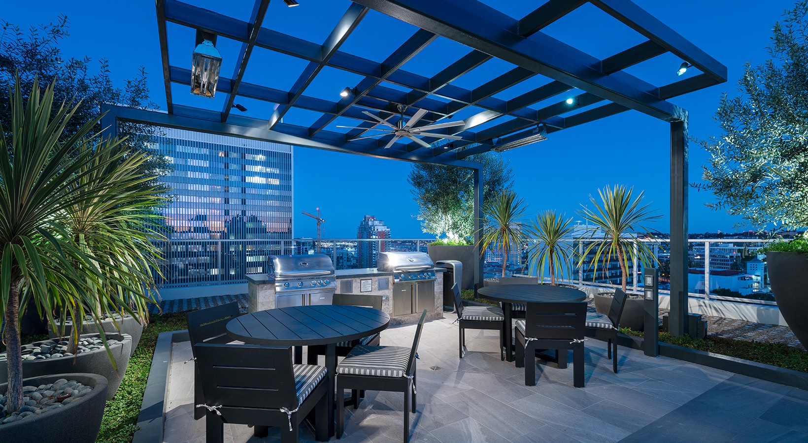 Austin Condo: 300 W 5th St