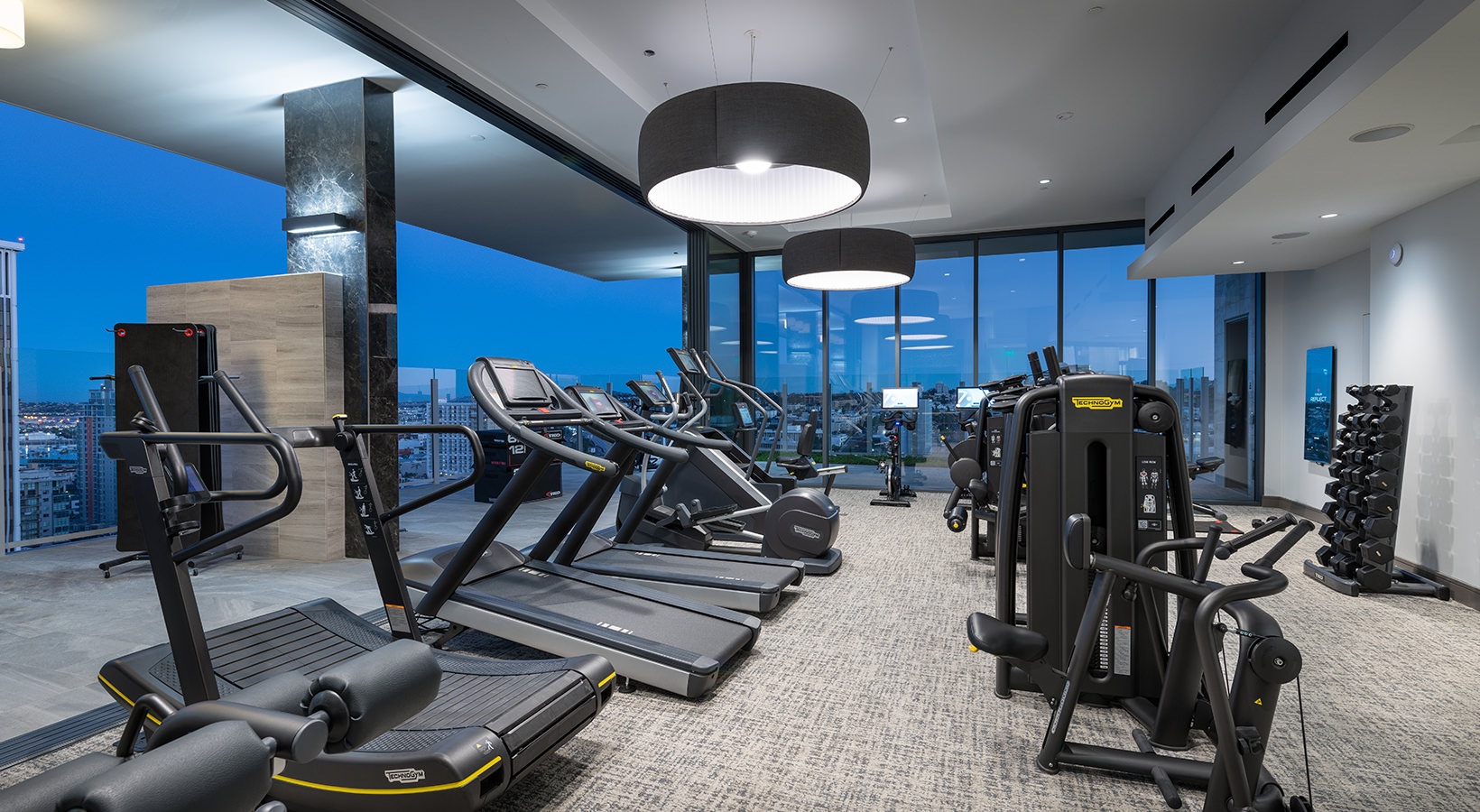 Austin Condo: 300 W 5th St