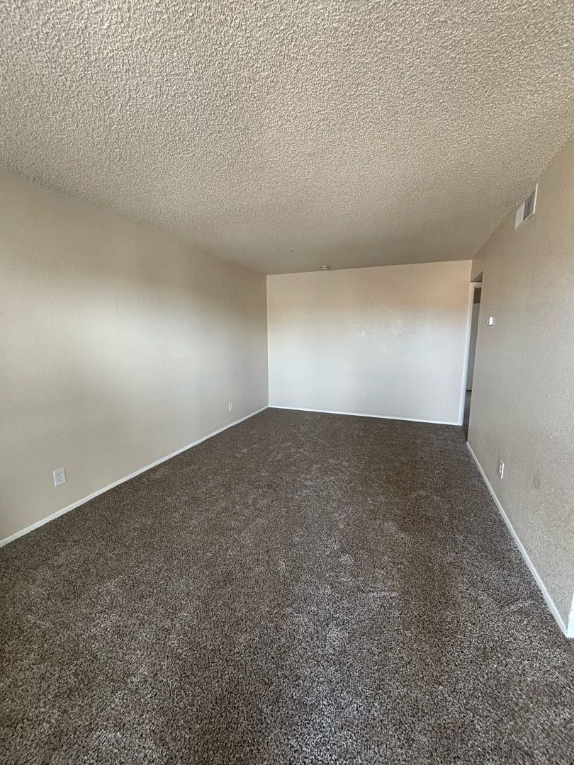Albuquerque Apartment: 1008 Alvarado Dr SE
