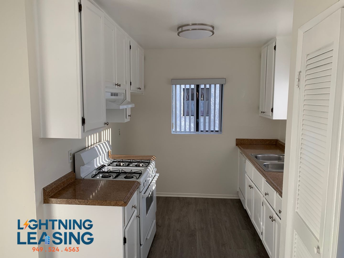 Glendale Condo: 1163 Justin Ave