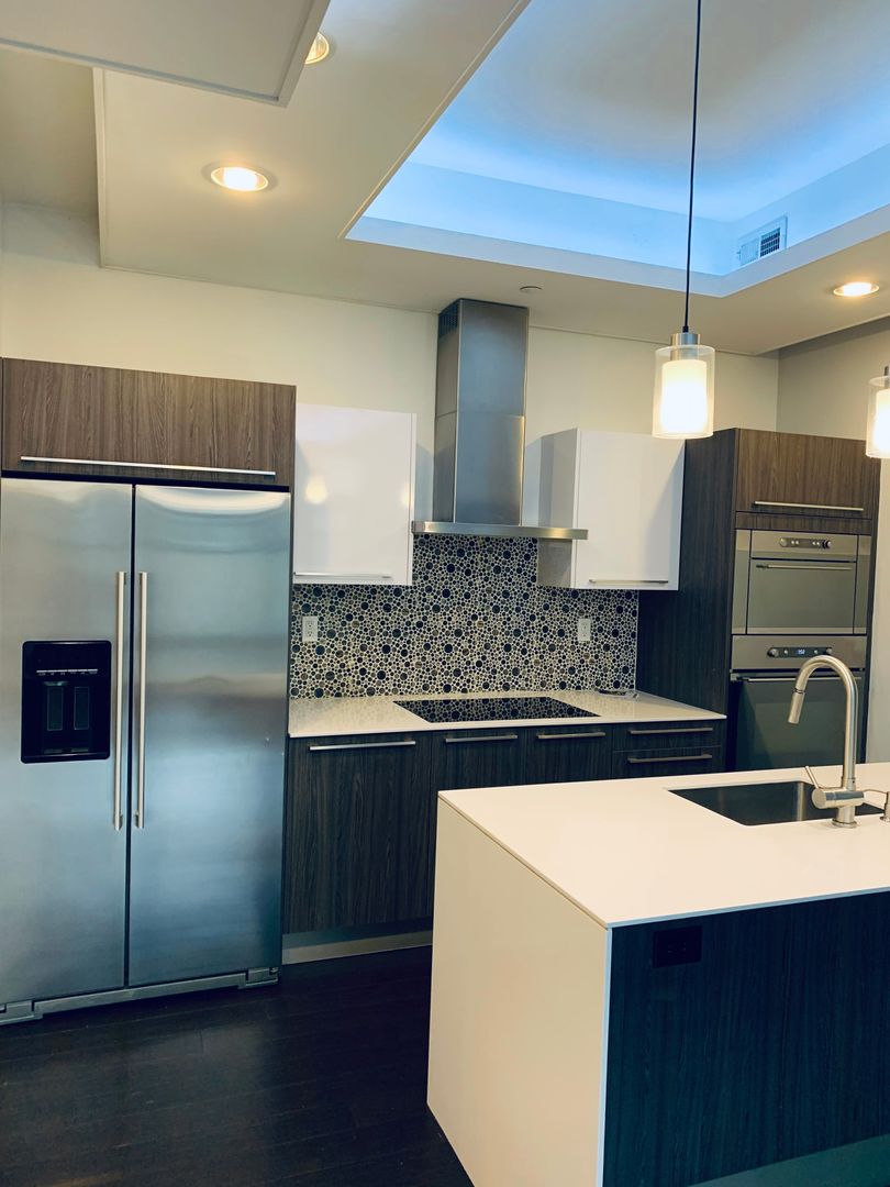 Philadelphia Apartment: 1210 Chestnut St