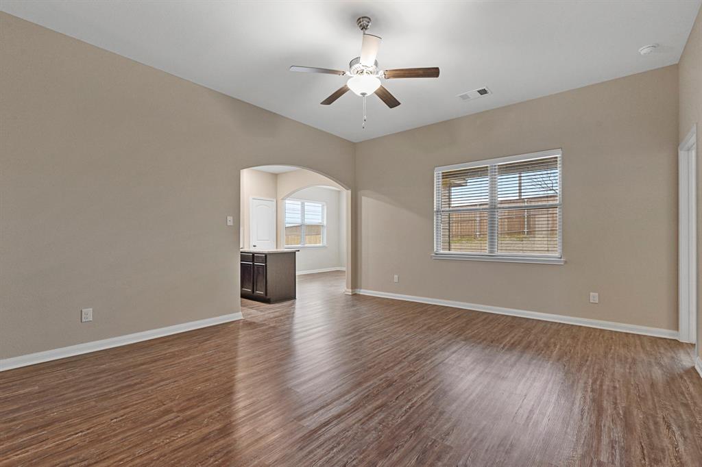 Denton Condo: 5412 Persimmon Drive