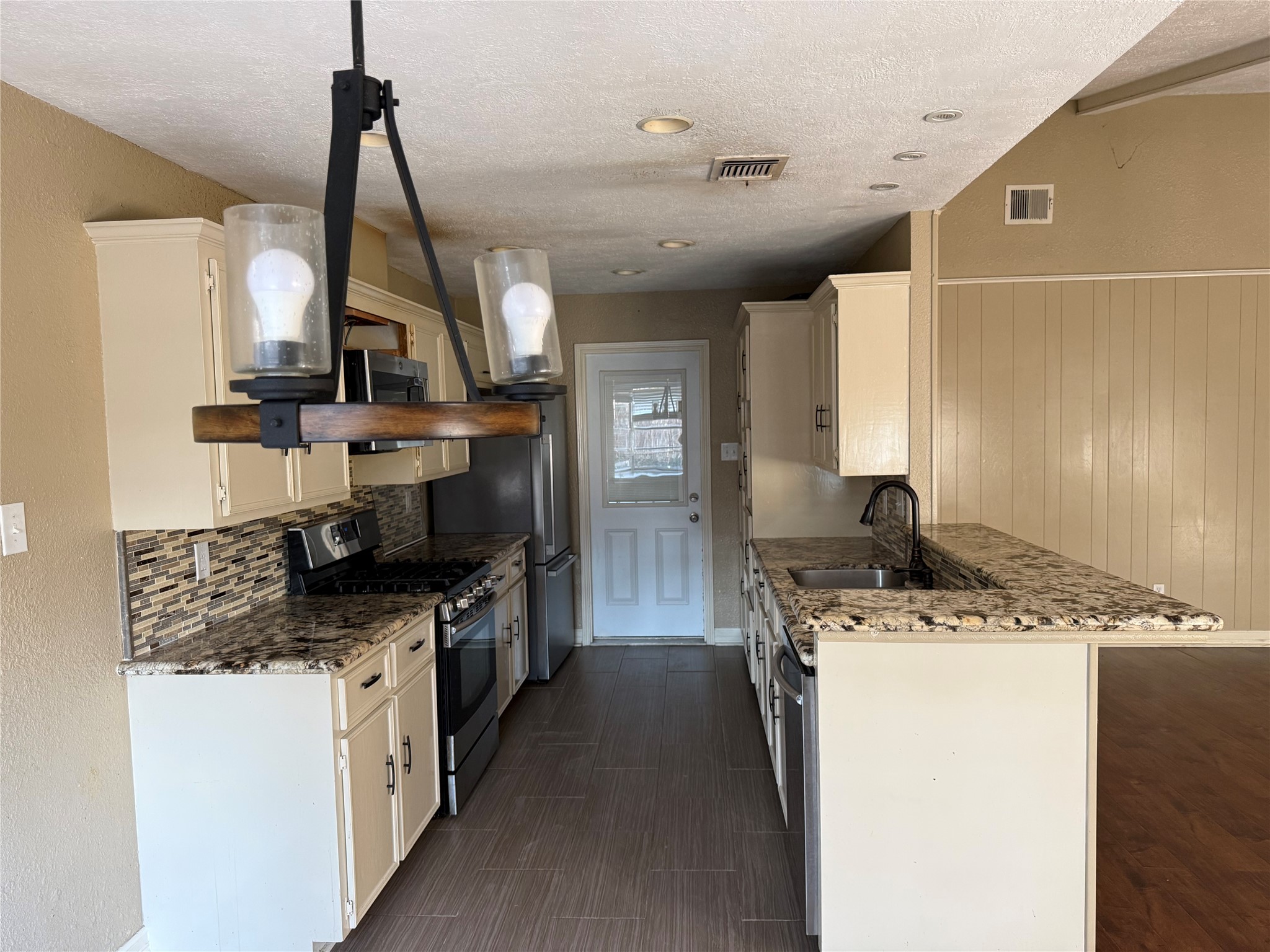 Houston Condo: 13726 Rampchester Lane