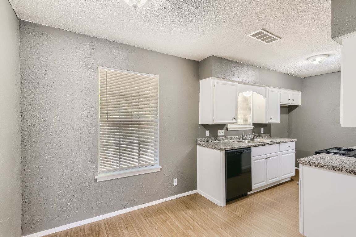 Austin Condo: 2516 Glen Springs Way