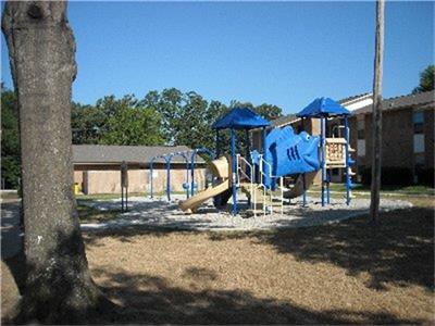 Hooks Condo: 1304 West Ave A